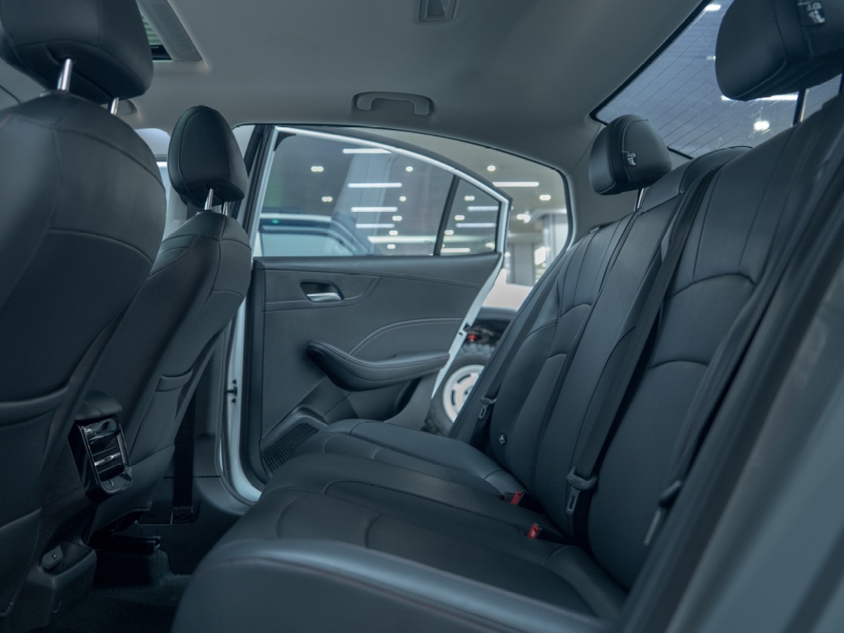 Roewe i5 2023 imagem de carro #12