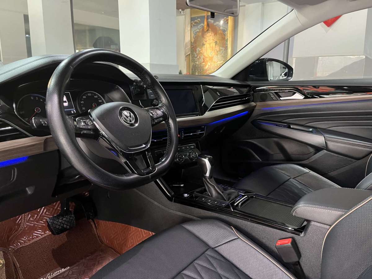 Volkswagen 2019 car image #12