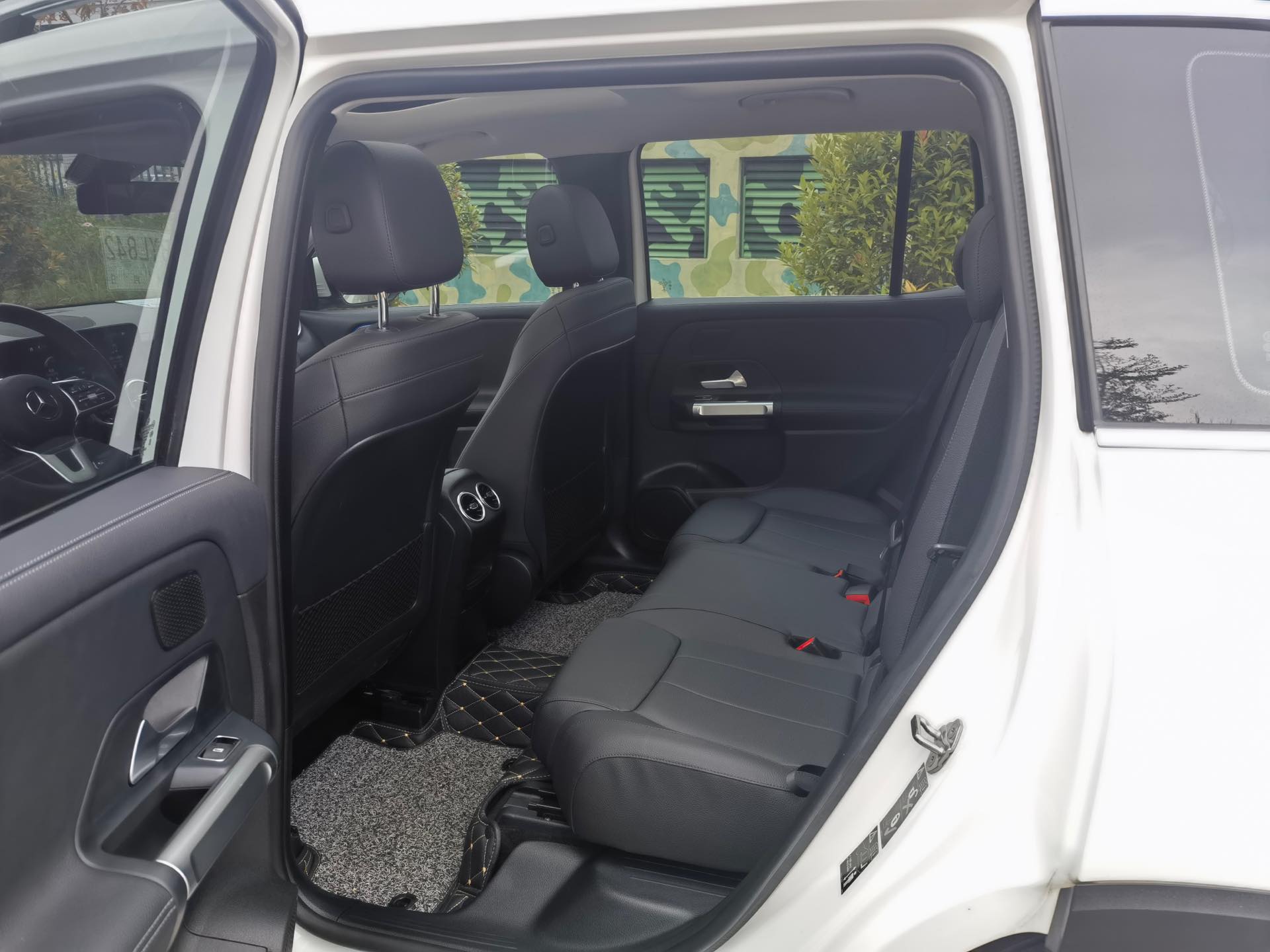 Mercedes-Benz GLB Class 2020 #12 Mercedes-Benz GLB Class 2020 car image #12