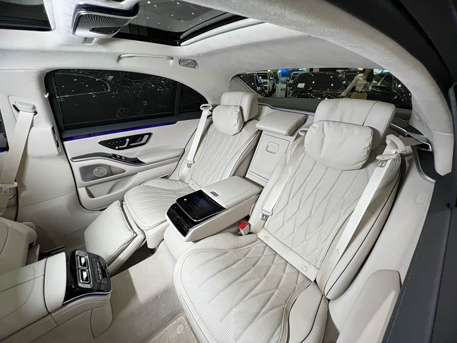 Mercedes-Benz S AMG New Energy 2024 صورة سيارة #12