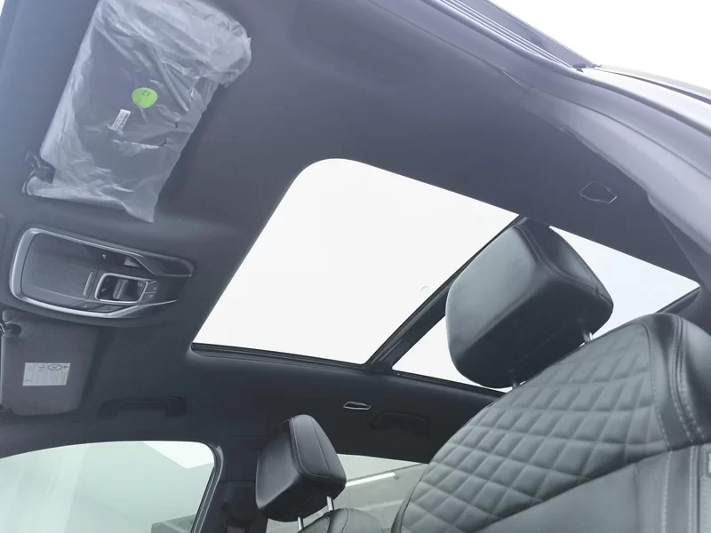 GEELY Okavango 2023 car image #12