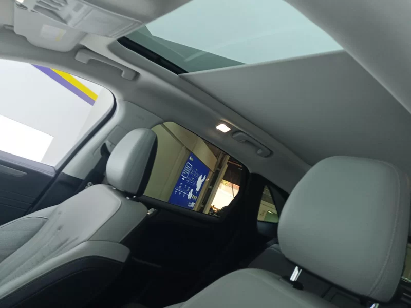 Ford Escape 2020 immagine di auto #12