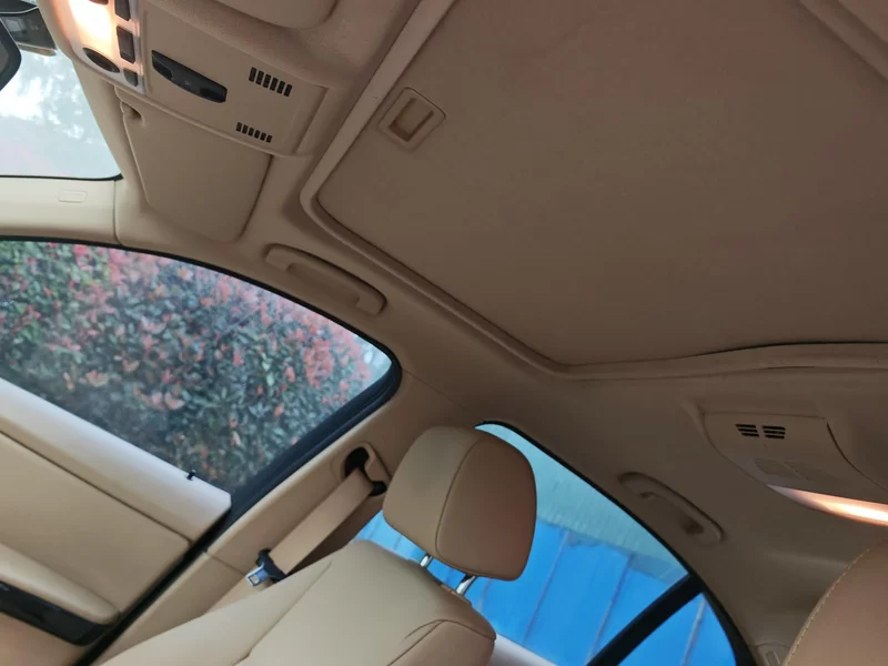 BMW 3 Series (Imported) 2012 car image #12