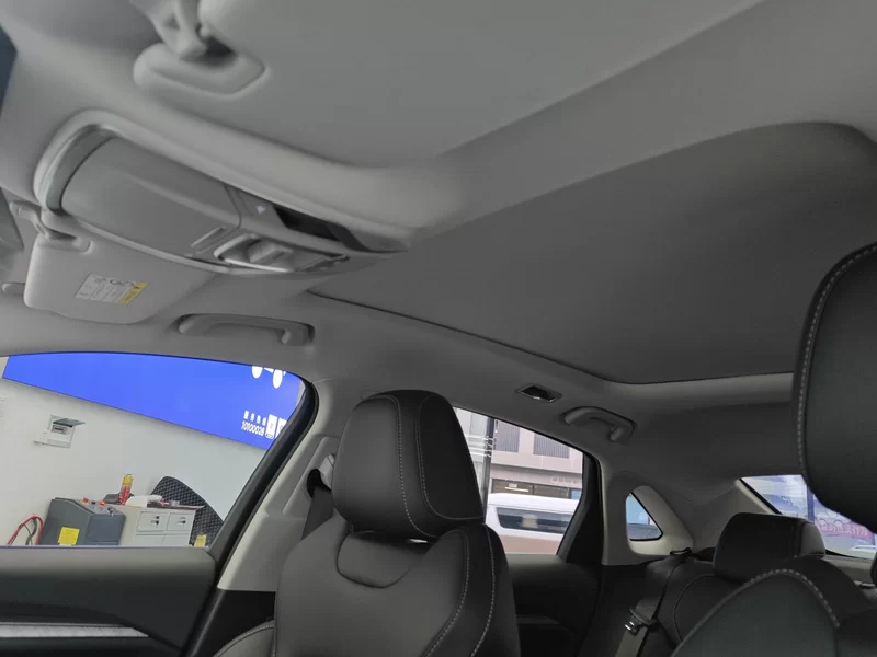 GEELY PrefaceL 2022 car image #12