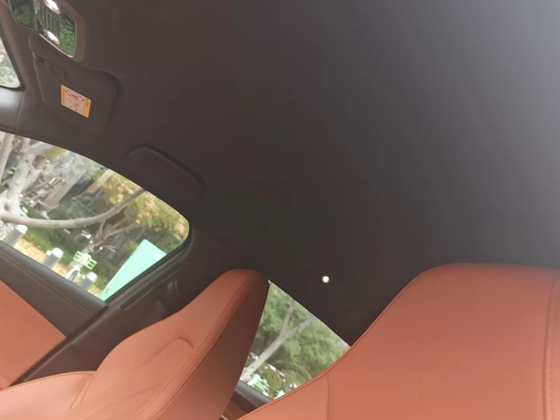 哪吒汽车 哪吒X 2024 汽车图片 #12