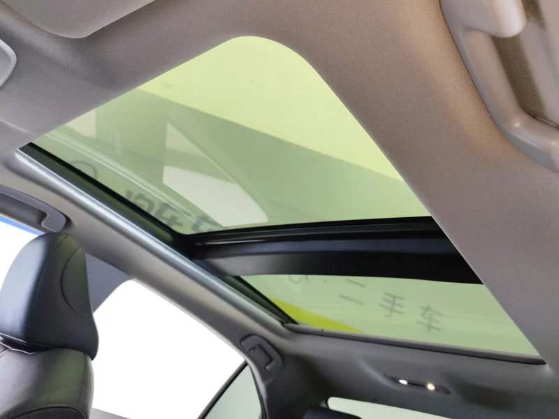 Toyota Camry 2021 image de voiture #12