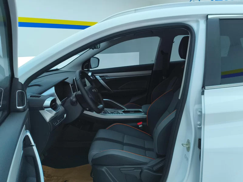 GEELY Coolray 2025 immagine di auto #12