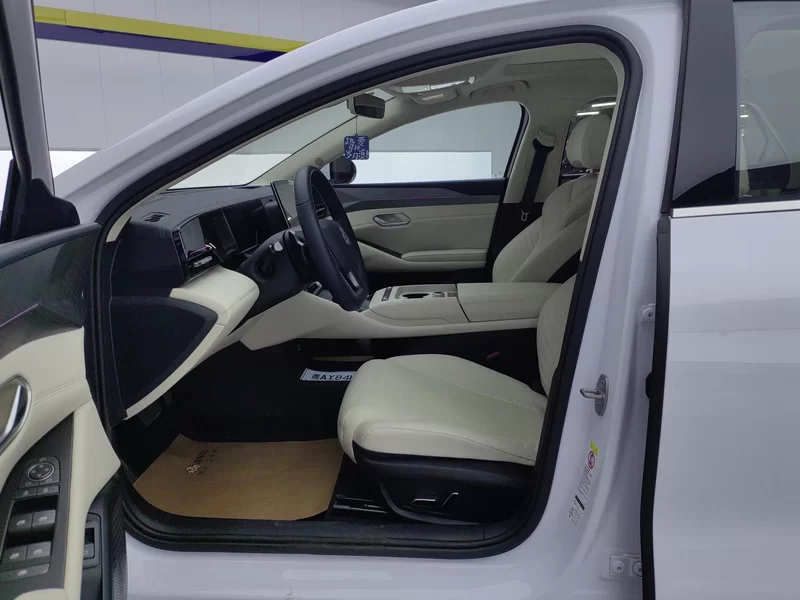 BYD Qin L 2025 #12 BYD Qin L 2025 car image #12