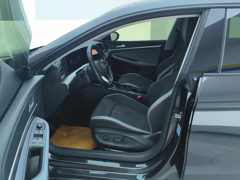 Volkswagen Lamando 2023 immagine di auto #12