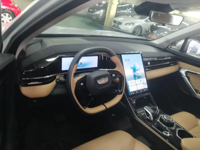 GEELY Boyue L 2023 car image #12