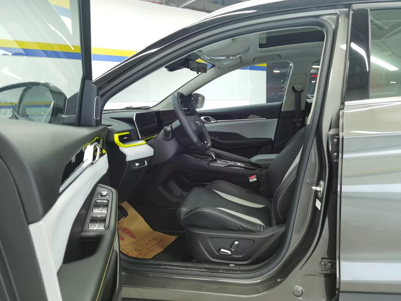 GEELY 2023 #12 GEELY 2023 immagine di auto #12
