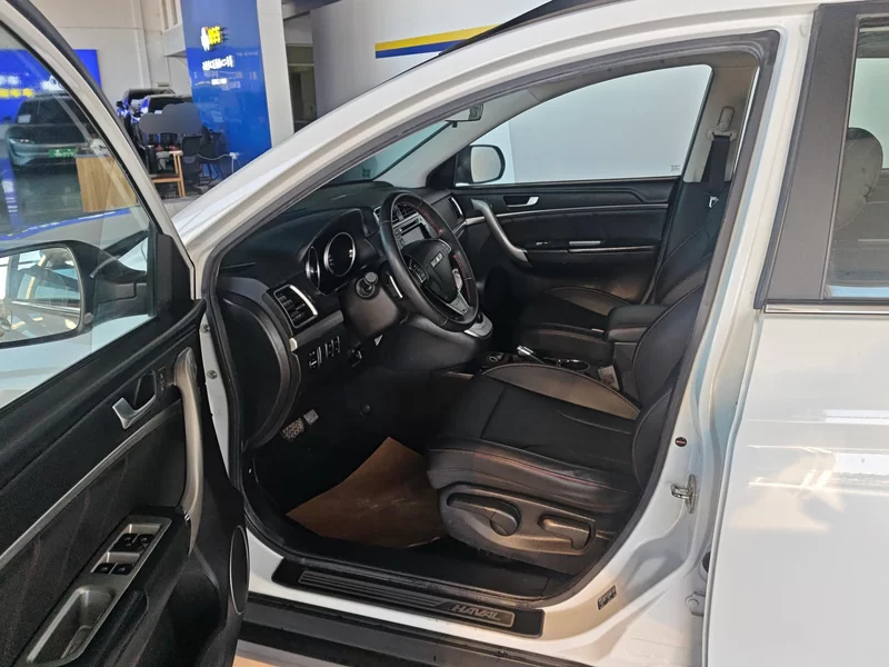 Haval M6 2018 #12 Haval M6 2018 car image #12
