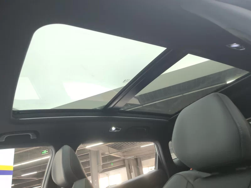 GEELY Boyue 2023 car image #12