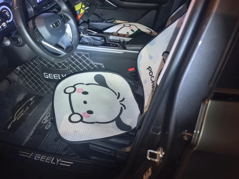 GEELY Emgrand 2023 car image #12