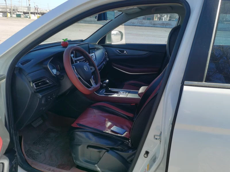 长安 长安CS75 2023 #12 长安 长安CS75 2023 汽车图片 #12