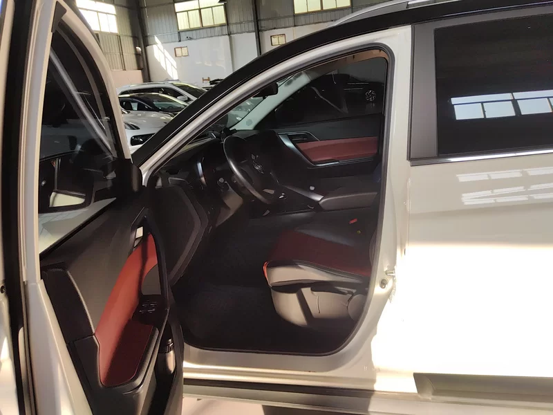 Forthing T5 2019 imagen de coche #12