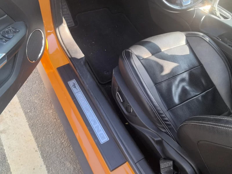 Ford Mustang 2019 car image #12