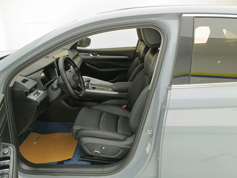 GEELY Preface 2023 car image #12