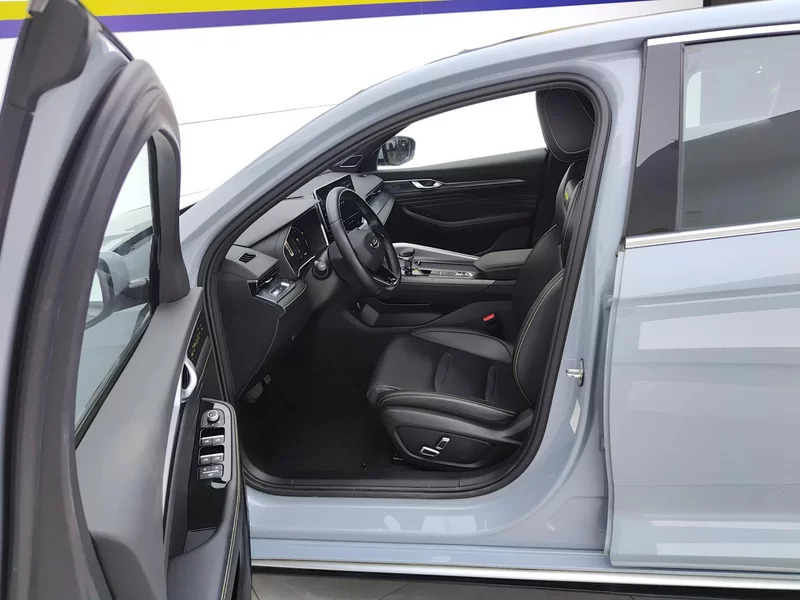 GEELY Preface 2023 car image #12