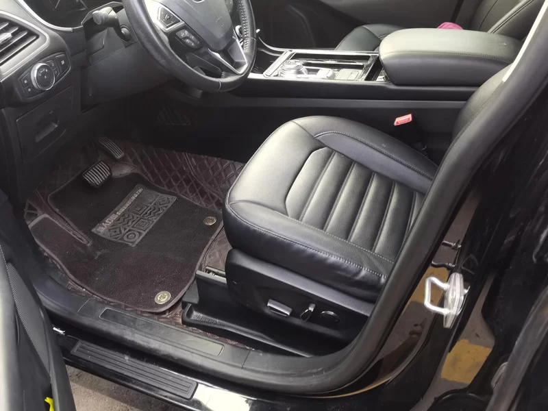 Ford Edge 2020 صورة سيارة #12