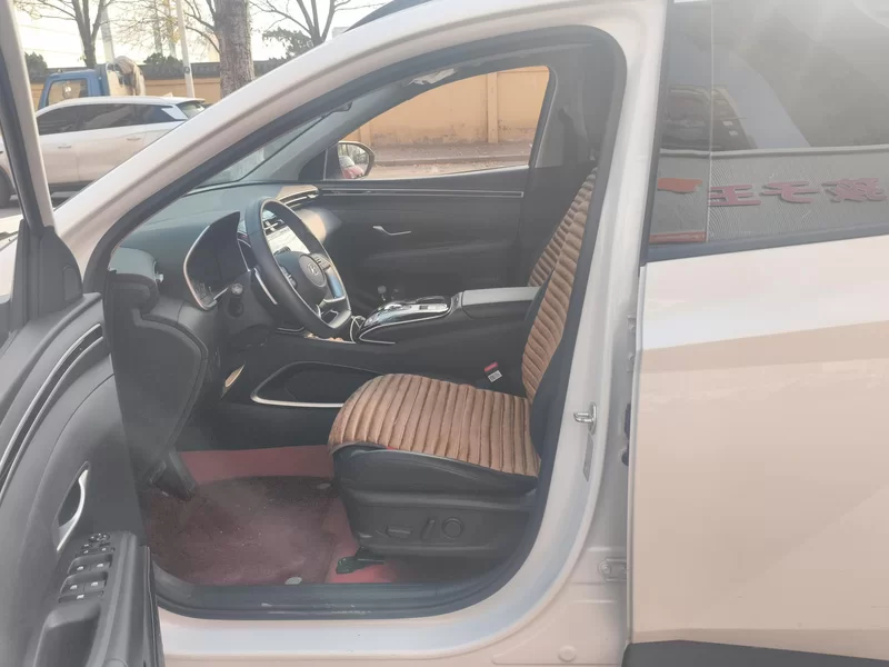 Hyundai Tucson 2024 car image #12