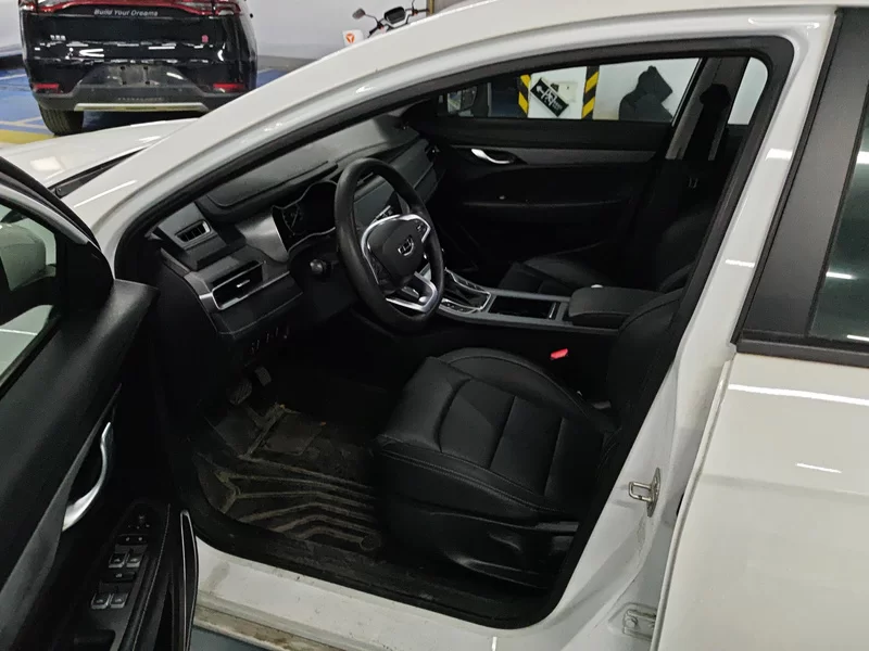 GEELY Emgrand 2021 #12 GEELY Emgrand 2021 car image #12