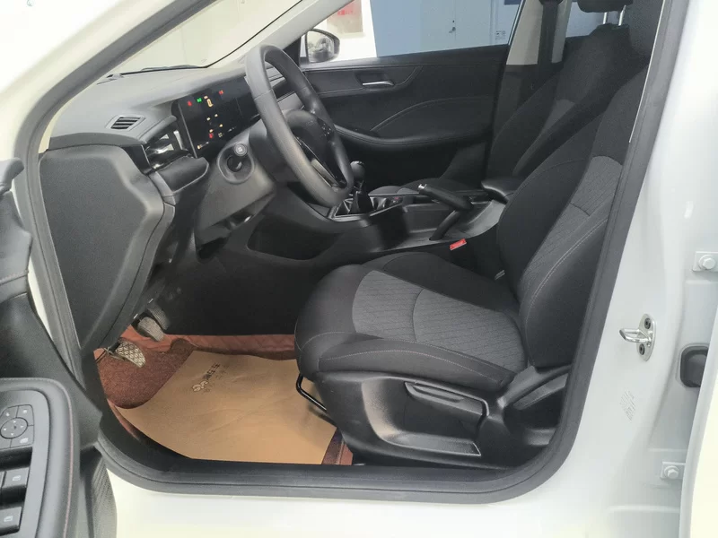 Roewe i5 2024 imagem de carro #12