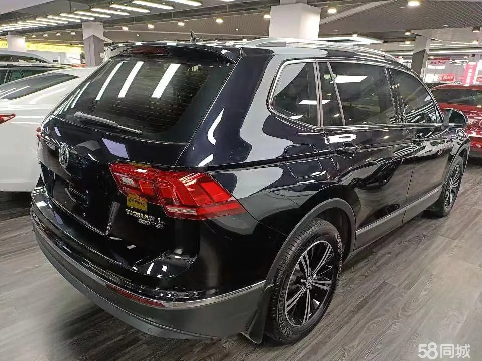 Volkswagen Tiguan L 2020 изображение автомобиля #12