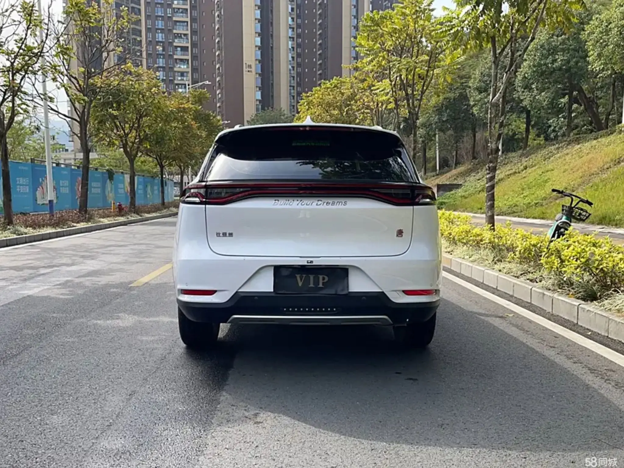 BYD Tang 2019 #12 BYD Tang 2019 car image #12