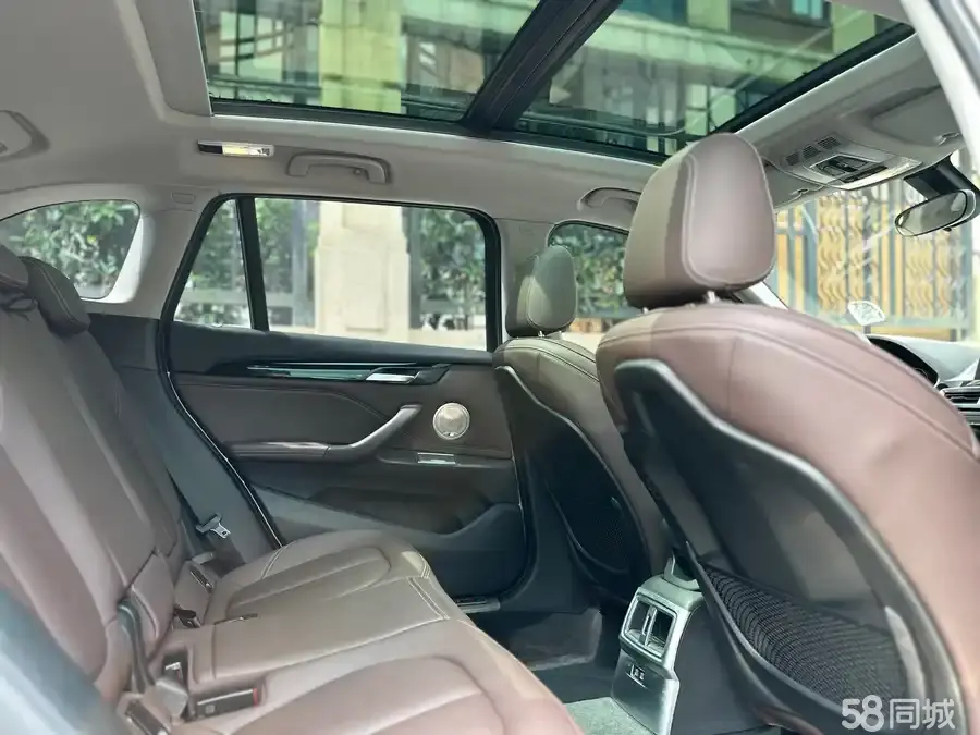 BMW X1 2021 car image #12