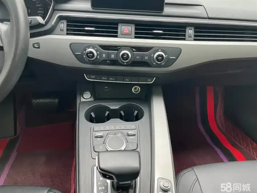 Audi A4L 2018 car image #12