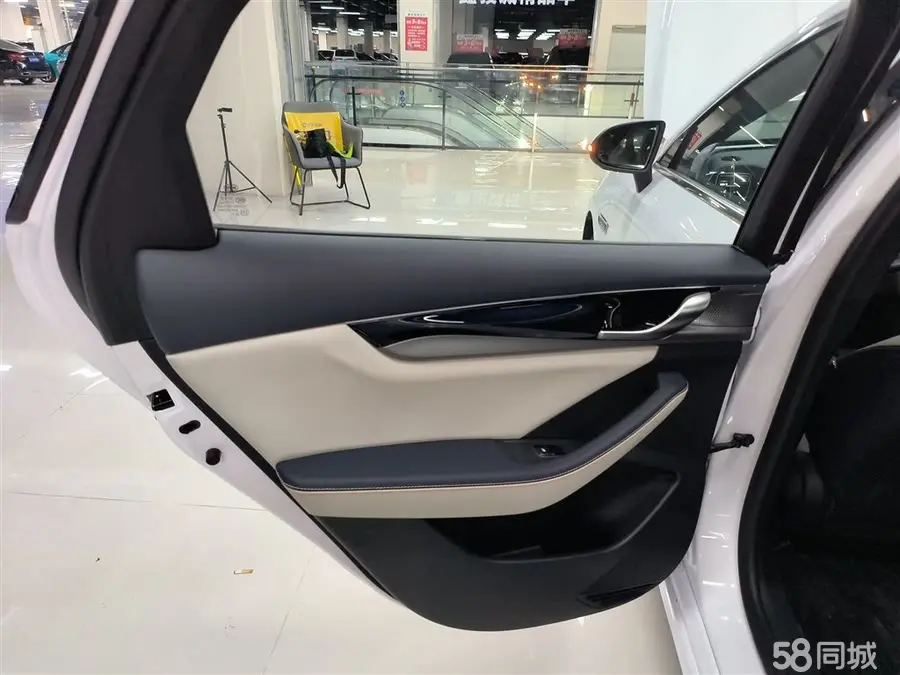 BYD Qin Plus 2023 صورة سيارة #12