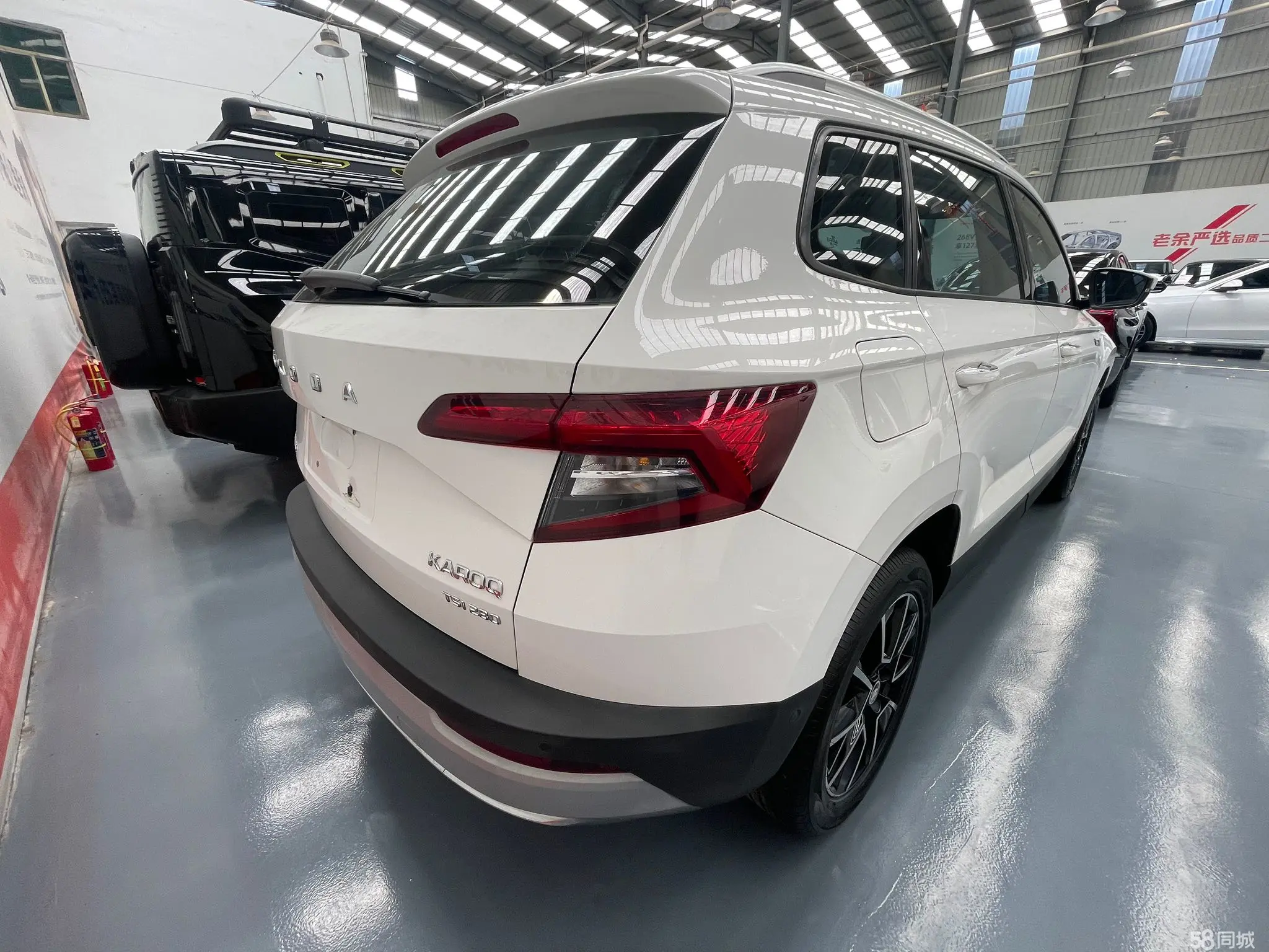 Skoda Karoq 2020 изображение автомобиля #12