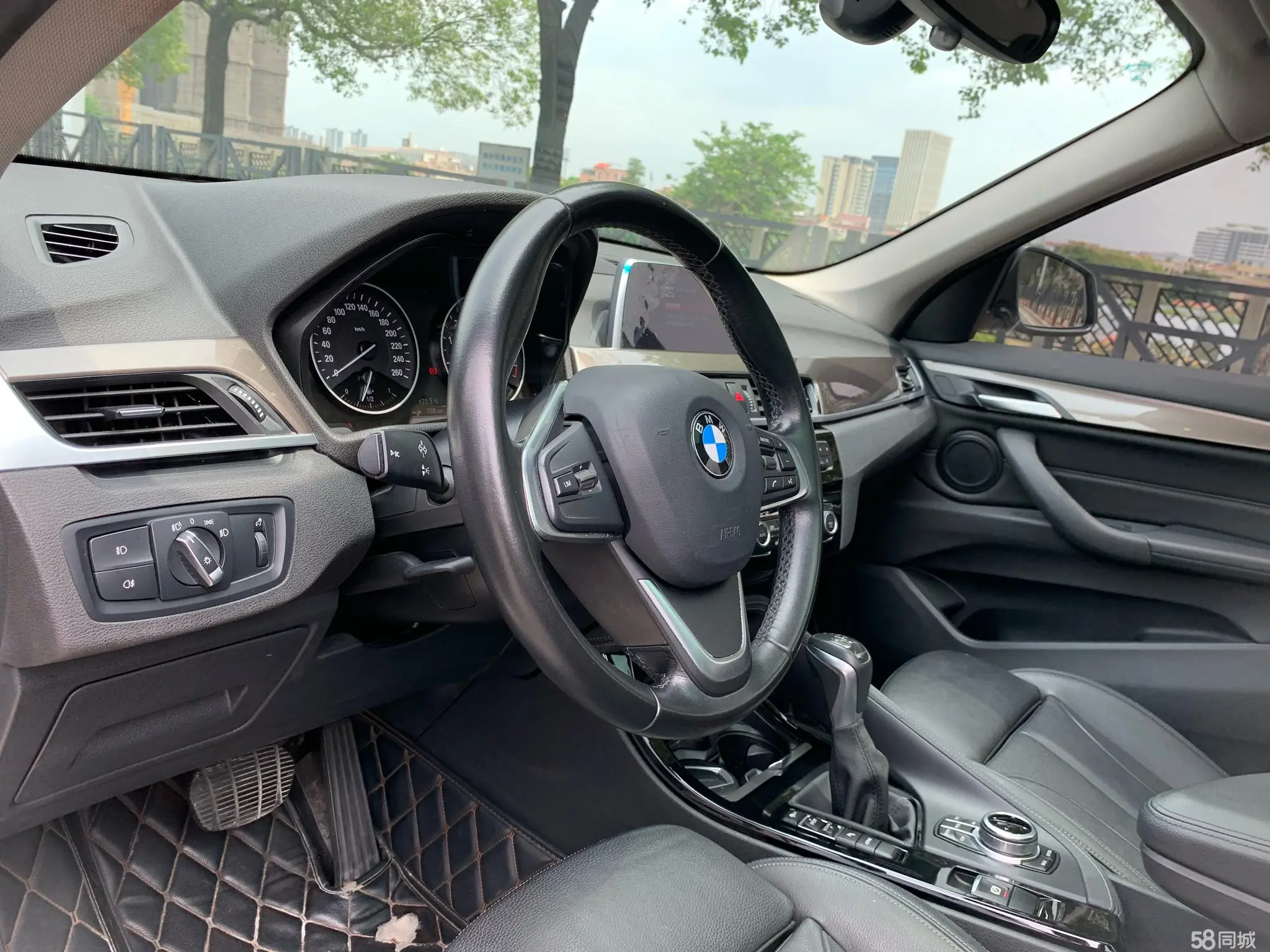 BMW X1 New Energy 2018 car image #12