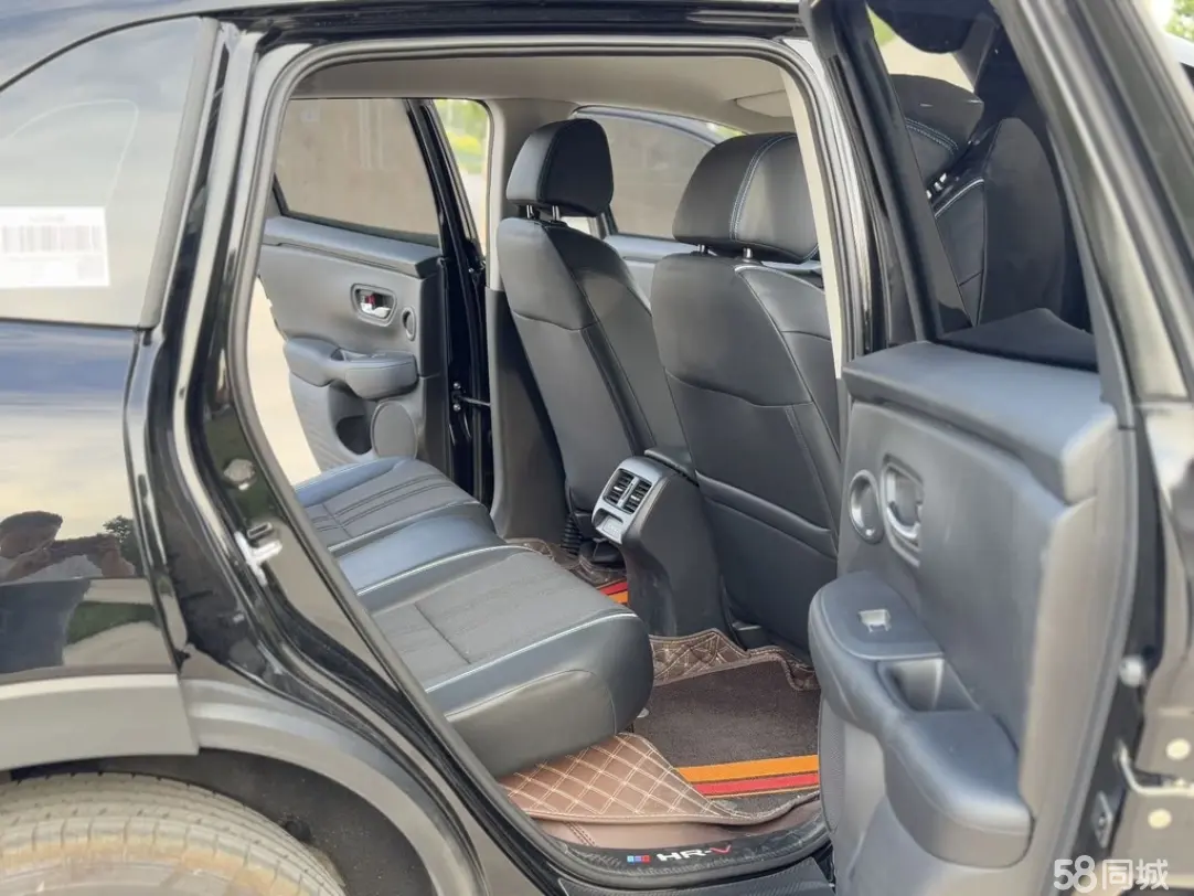 Honda HR-V 2023 car image #12