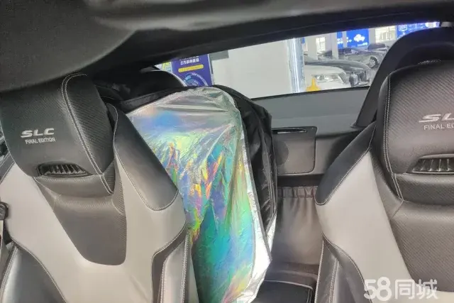 Mercedes-Benz SLC Class 2019 car image #12