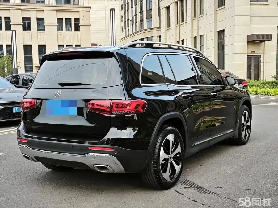 Mercedes-Benz GLB Class 2021 car image #12