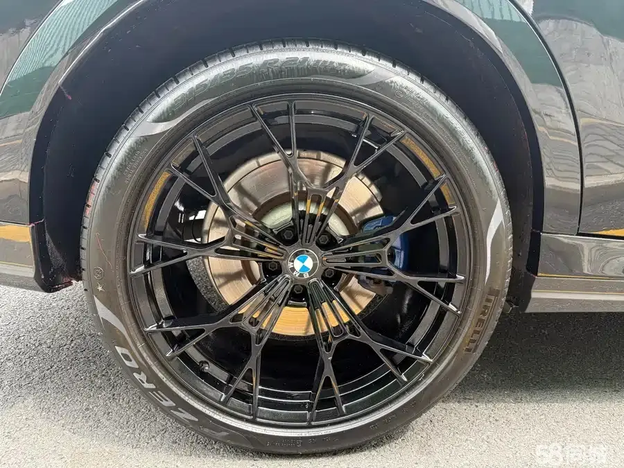 BMW X6 2022 immagine di auto #12