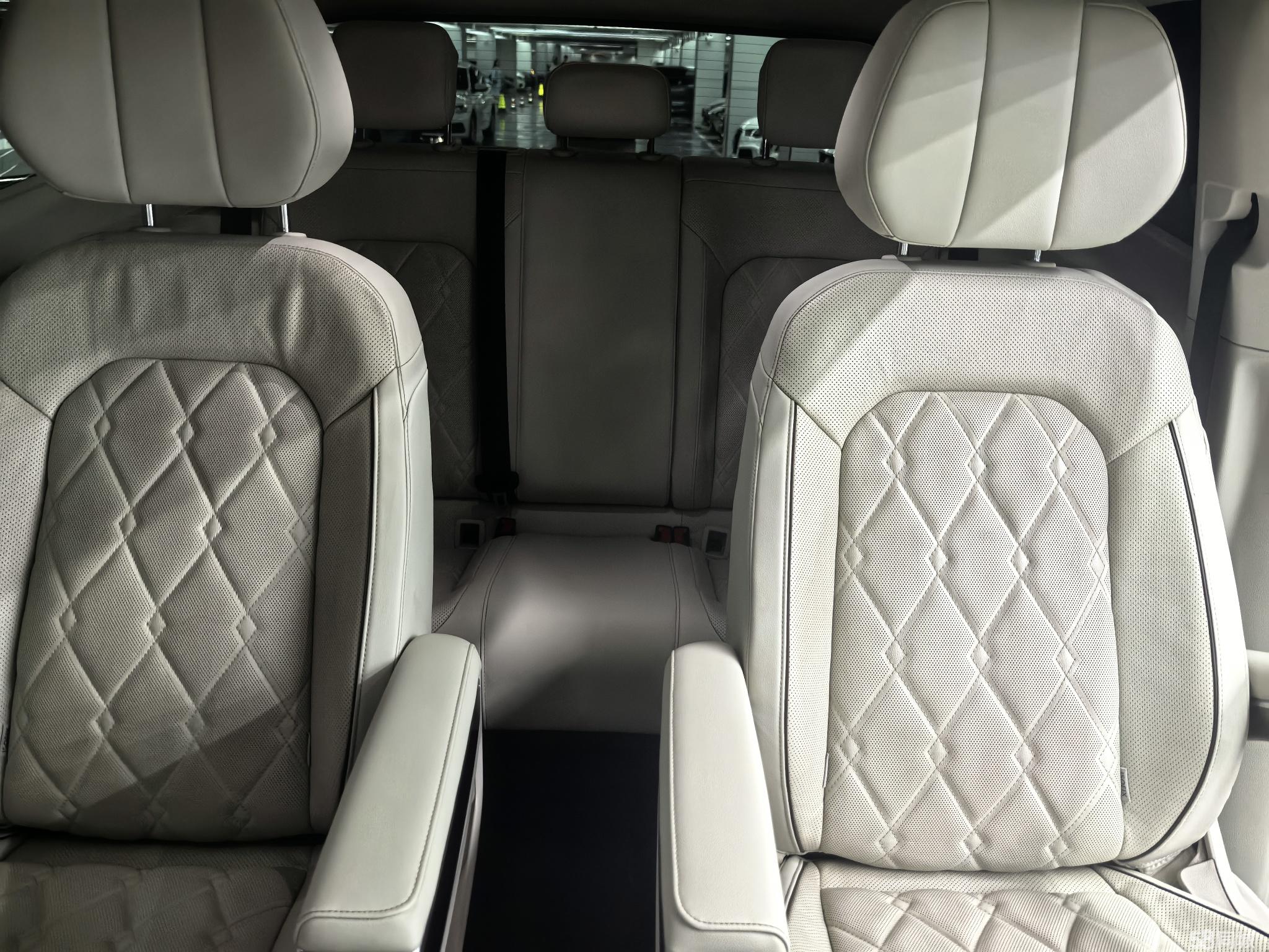 Volkswagen Viloran 2021 immagine di auto #12