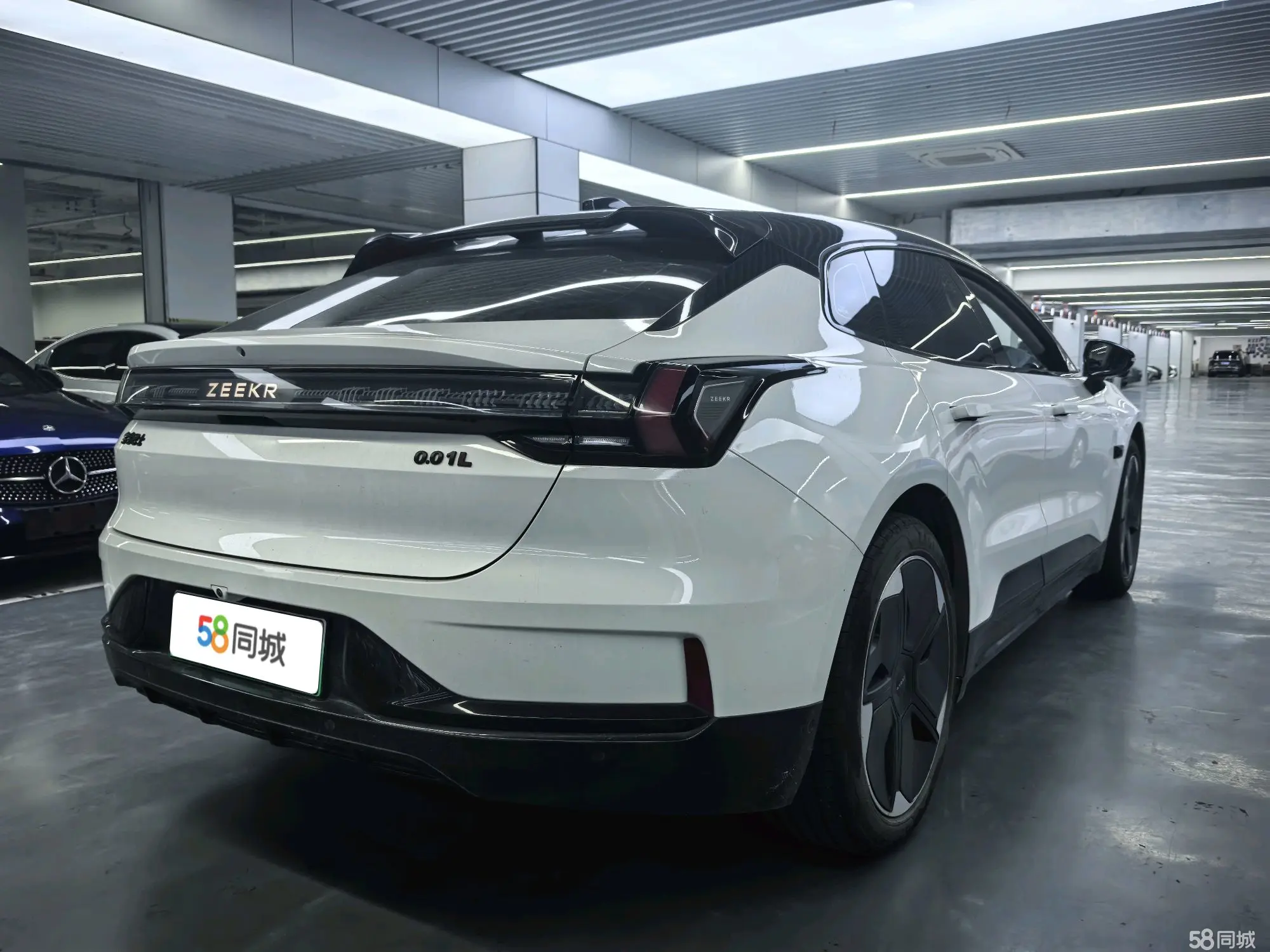 极氪 极氪001 2022 汽车图片 #12