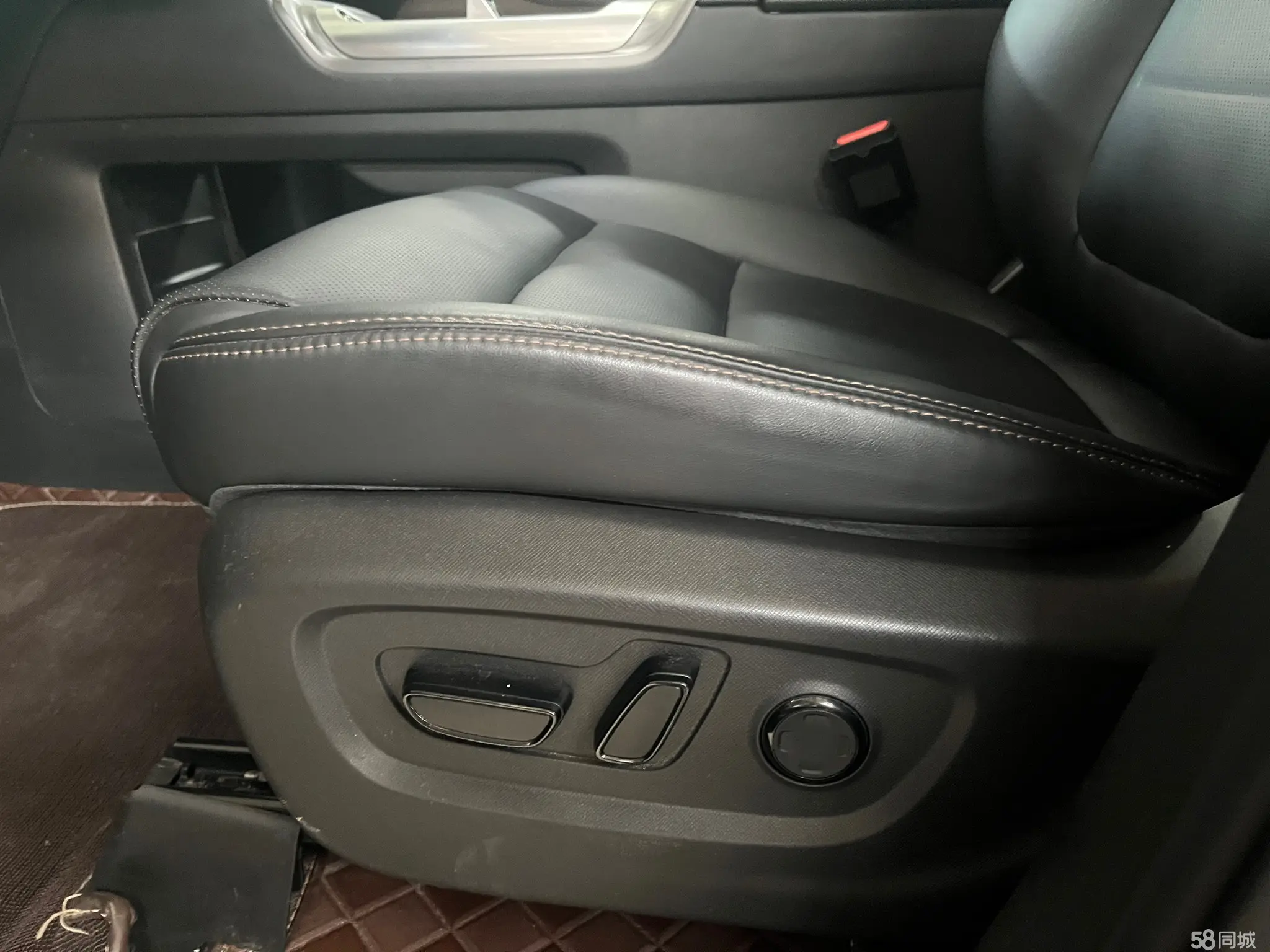 GAC Trumpchi E8 2024 #12 GAC Trumpchi E8 2024 car image #12