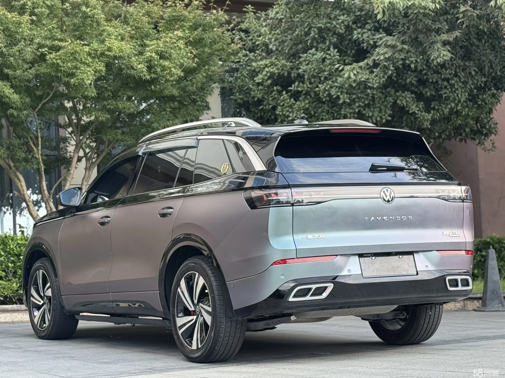 Volkswagen Tavendor 2023 car image #12