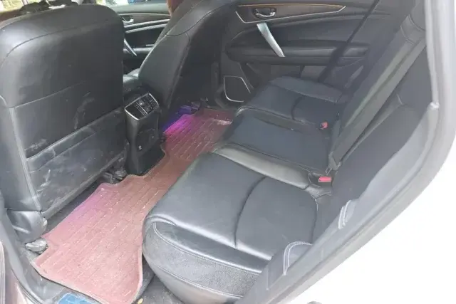 Honda Avancier 2017 صورة سيارة #12