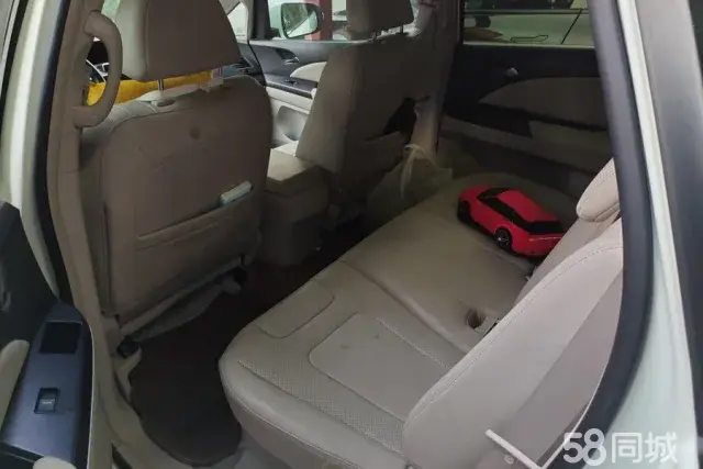 BYD e6 2016 #12 BYD e6 2016 car image #12