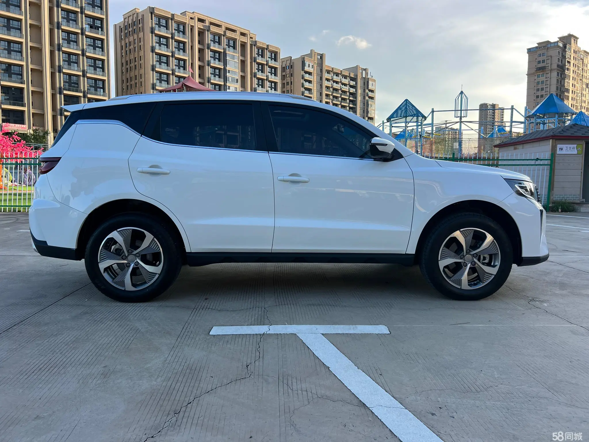 GEELY OkavangoPRO 2024 #12 GEELY OkavangoPRO 2024 car image #12