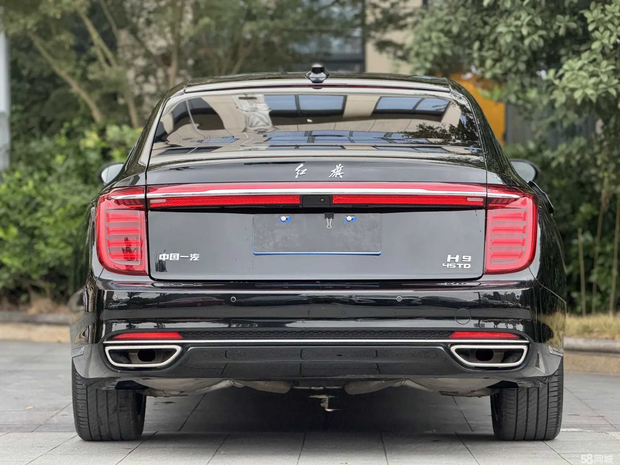 HongQi H9 2022 car image #12