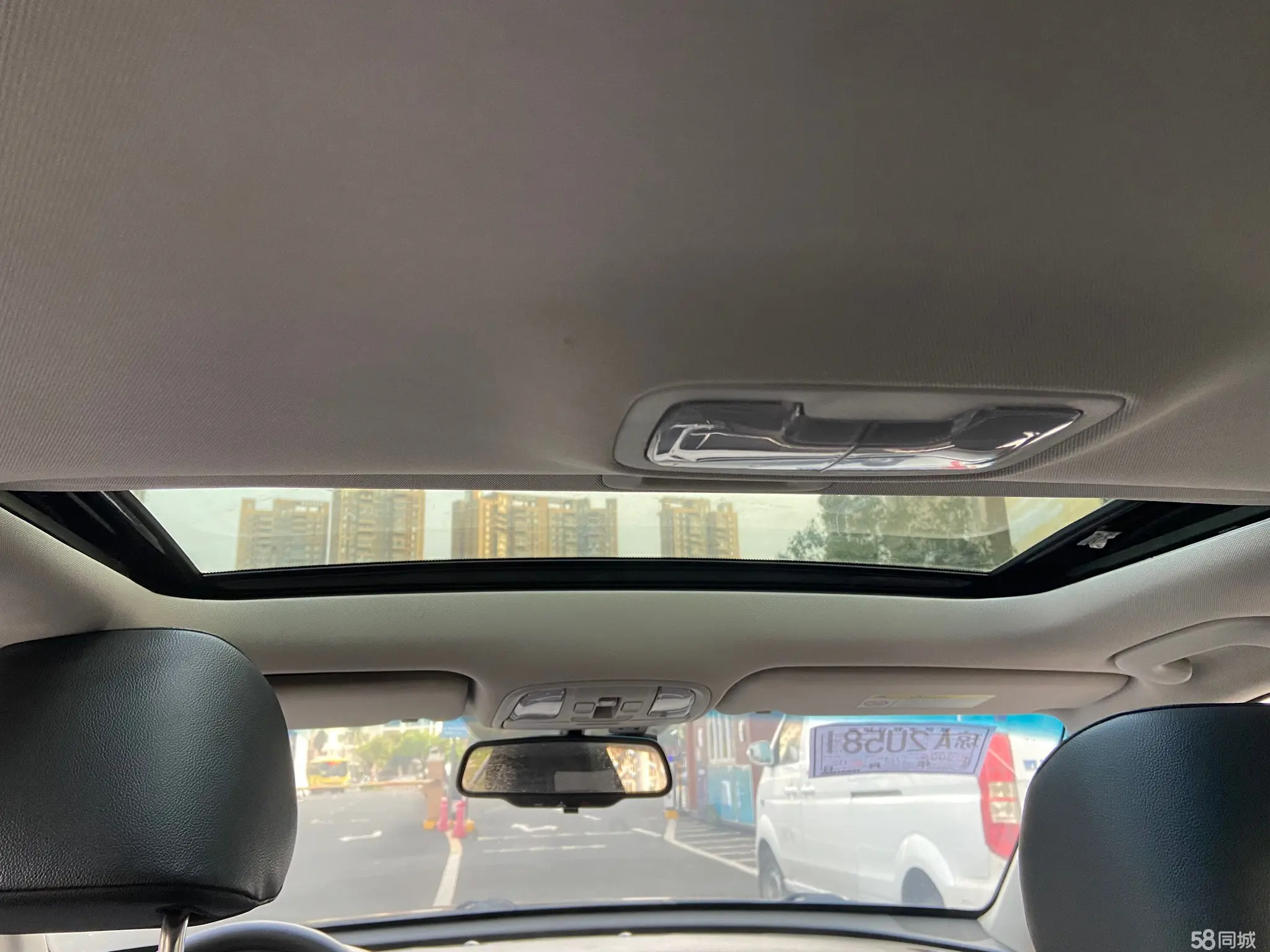 起亚 起亚K5新能源 2019 汽车图片 #12