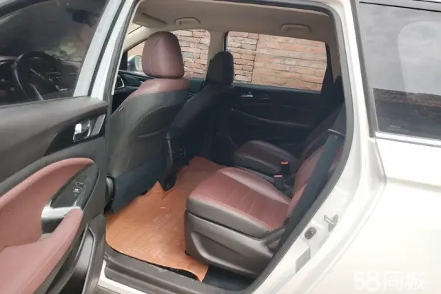 Changan Linmax 2018 car image #12