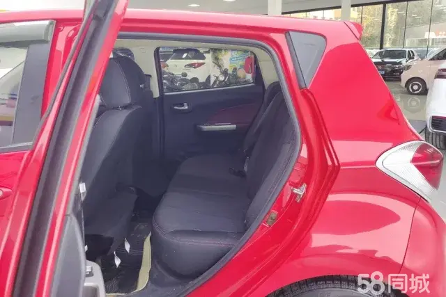 Changan BenBen 2015 صورة سيارة #12