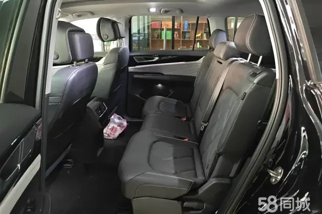 Volkswagen Teramont 2025 car image #12